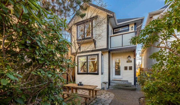 1658 E 10th Avenue, Vancouver