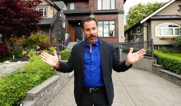 2770 Waterloo Street, Vancouver - Fly Through Tour