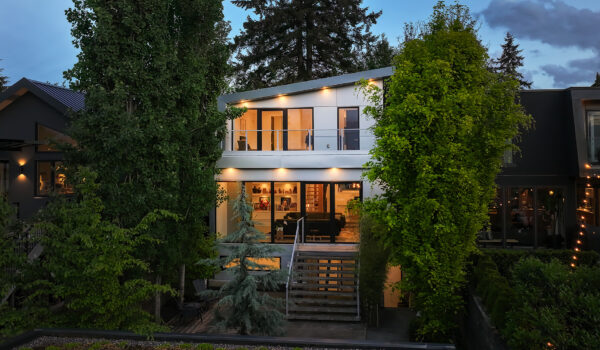 521 E 30th Avenue, Vancouver - Film